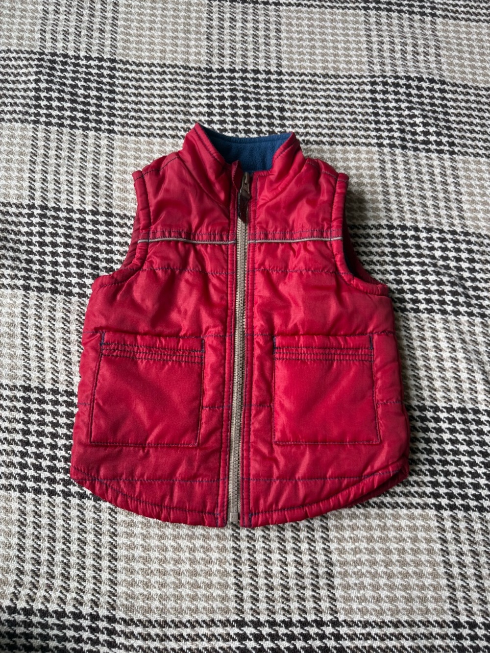 Genuine kids Oshkosh vest